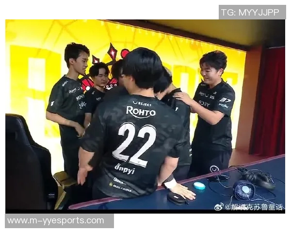 FPX战队在S15LOL洲际赛中以96分稳居积分榜首位